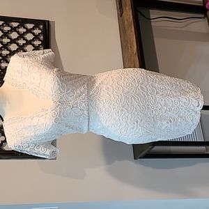 Juniors white lace bodycon dress, size L
